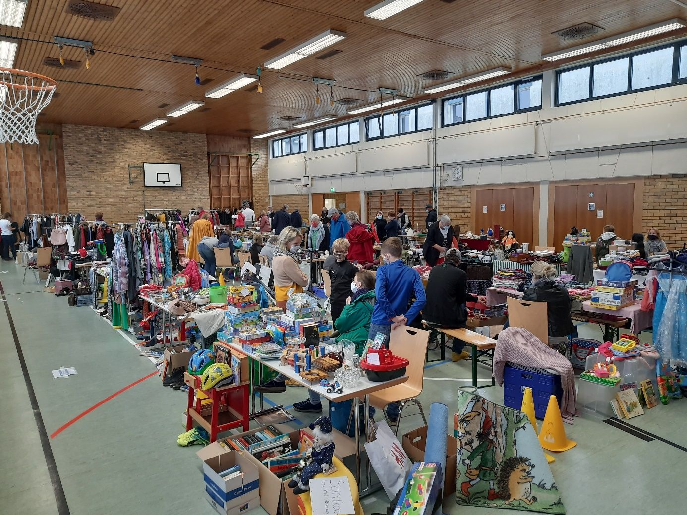 Bild Hallenflohmarkt 1